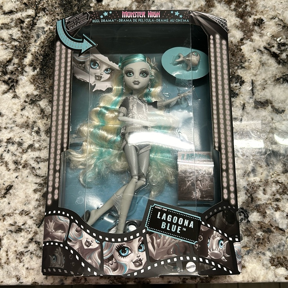 Monster high lagoona blue reel drama!! **NEW IN BOX** NEVER HAS BEEN OPENED